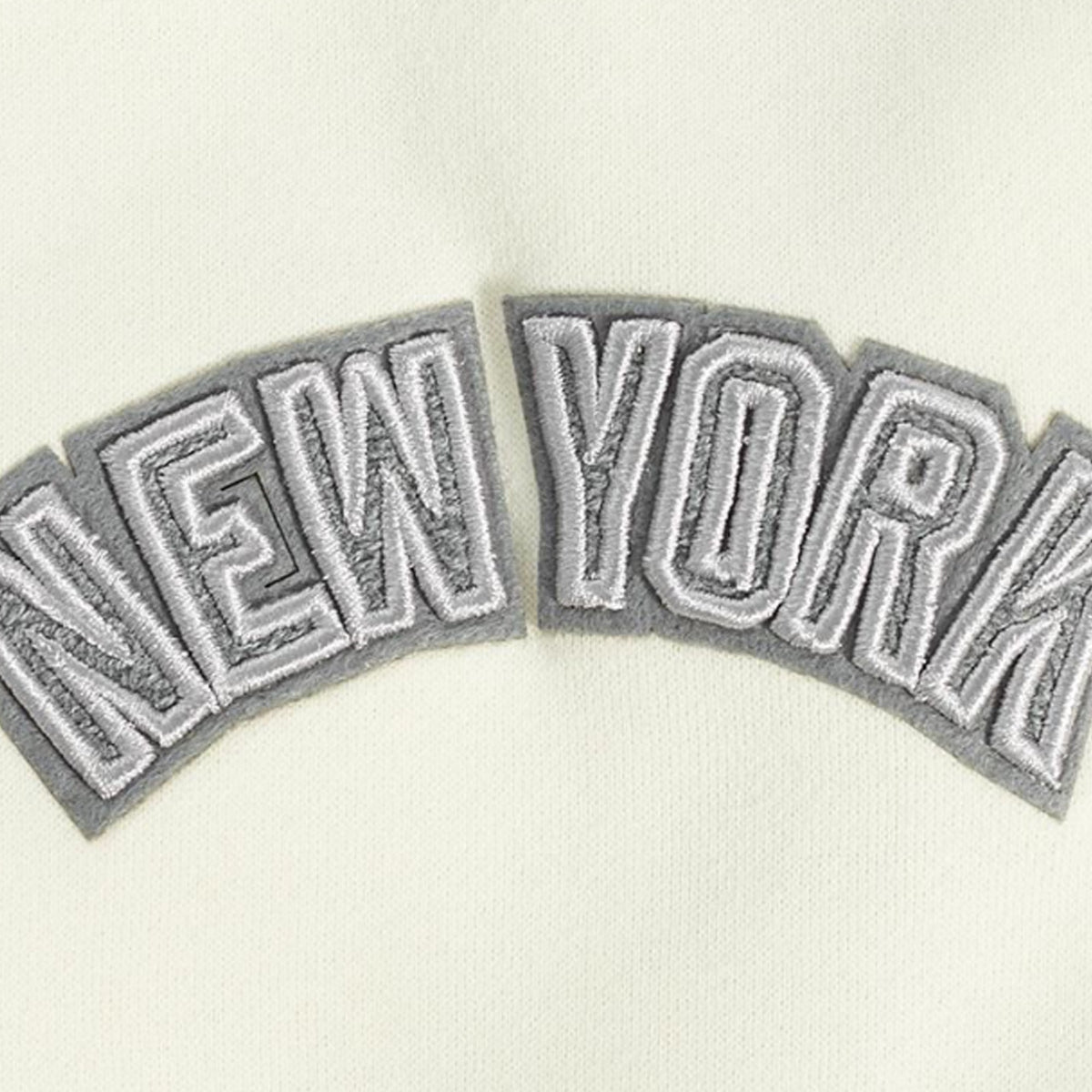Sudadera Pro Standard Yankees New York Con Capucha Pull Over Reverse French Terry LNY5314862